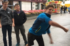 123