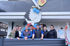 Storch aufhängen bei Milboch Christoph