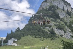 322